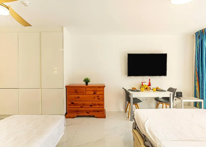 As De Casas - Golden Mile - Americas